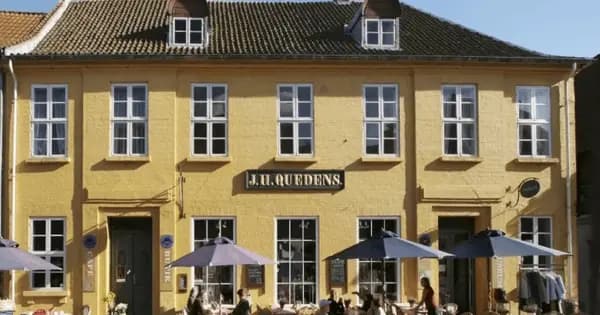 Strikkecafé på Café Quedens i Ribe